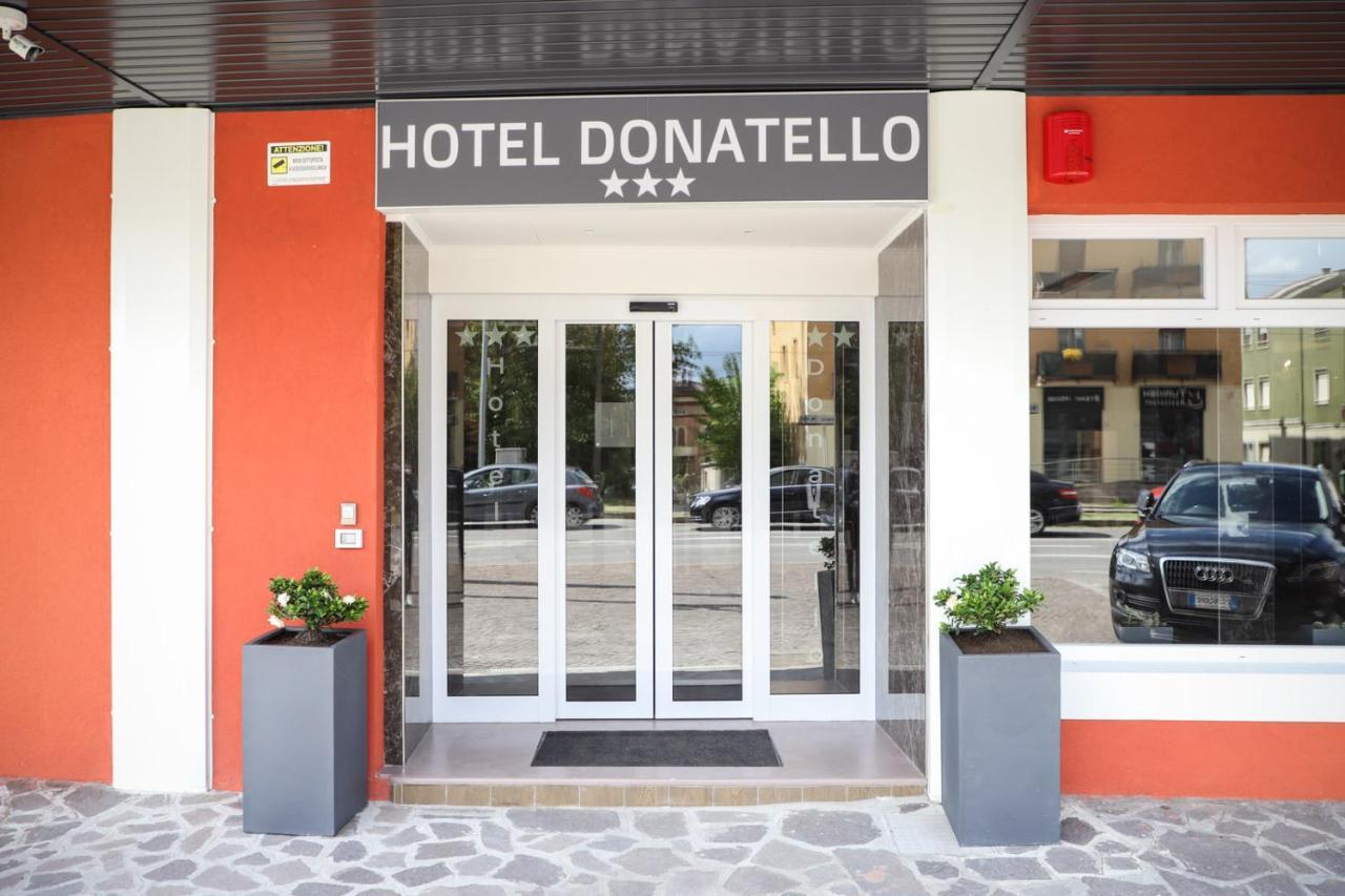 Hotel Donatello Modena Bagian luar foto